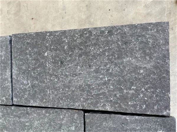 ZP Black basalt flamed and brushed 1 time
